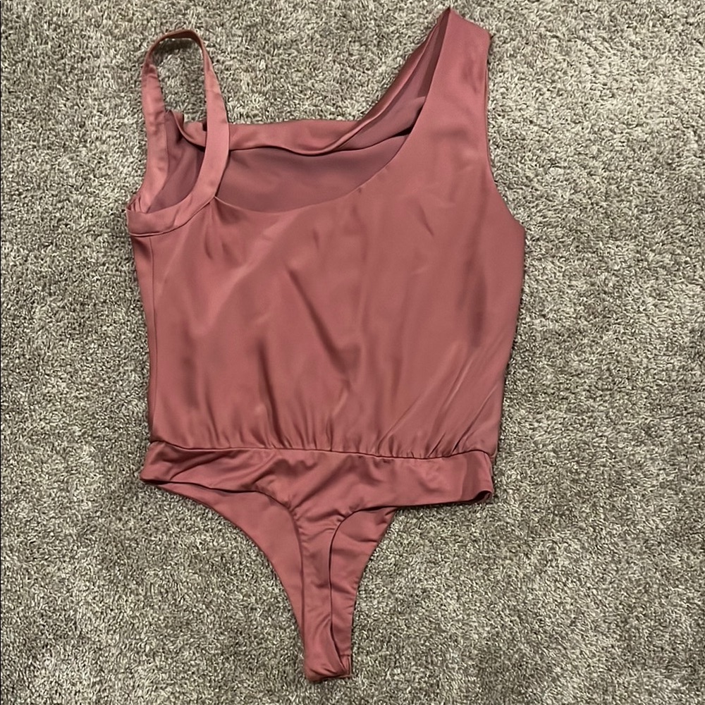 Astr Pink Asymmetrical Bodysuit with Ruched Shoulder